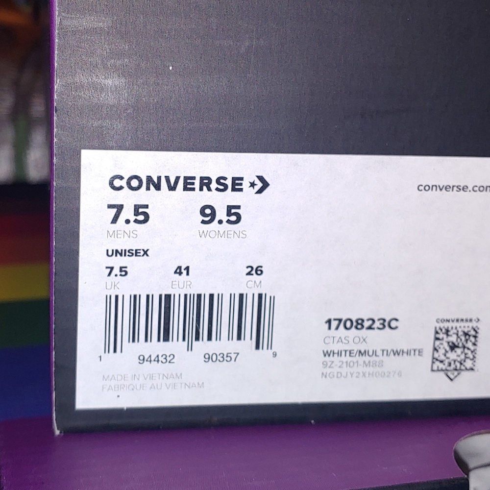 Converse pride abstract white low tops - Picture 7 of 16